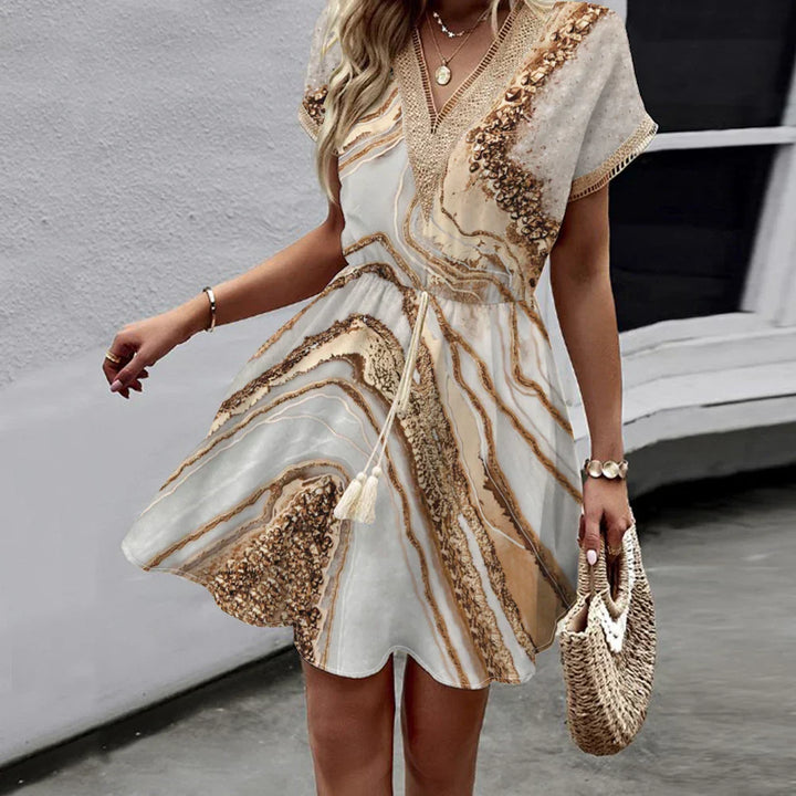 SIMA - CHIC GRAPHIC V-NECK DRESS